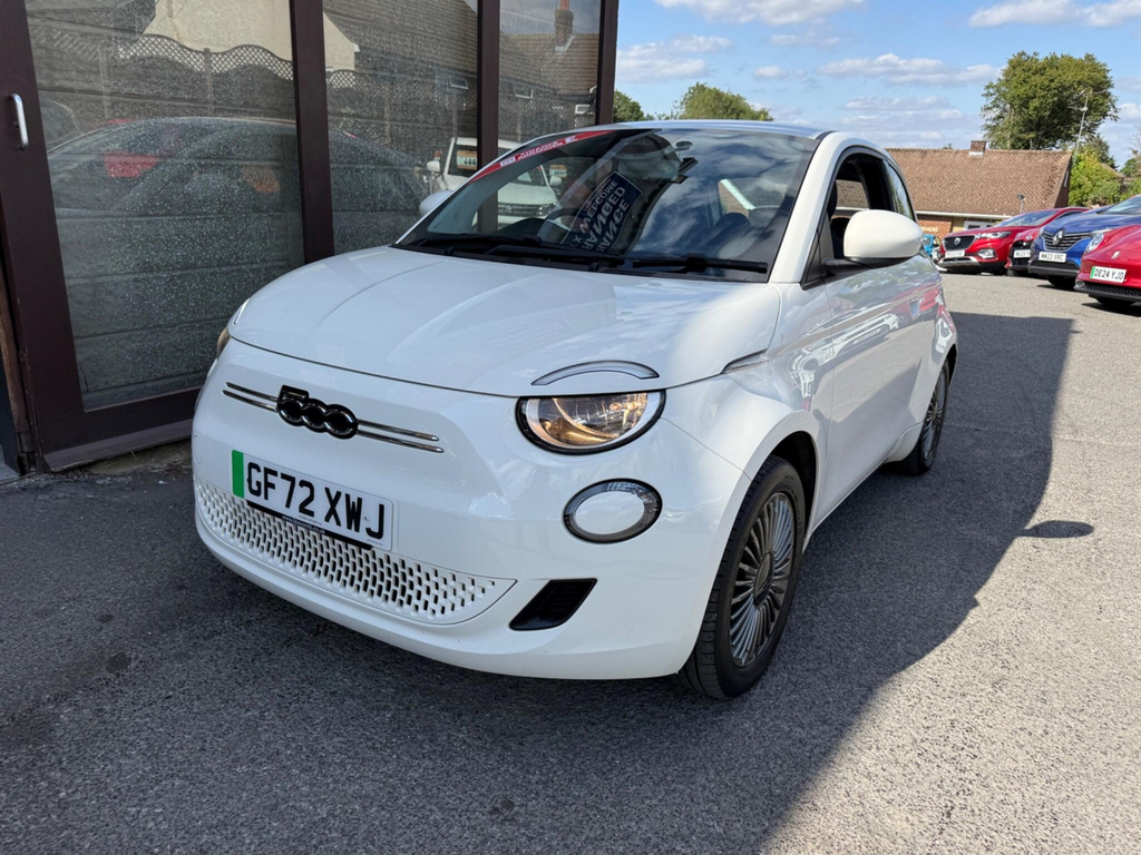 Fiat 500E 42Kwh Icon White