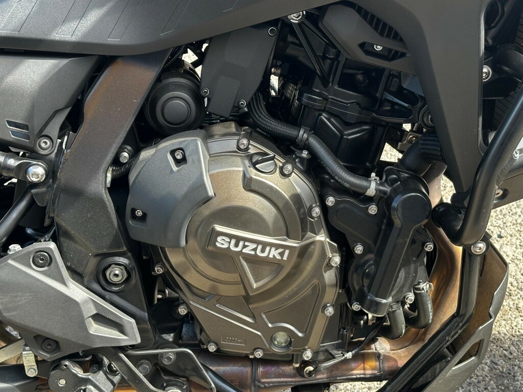 Suzuki Rq2 M3 Black #14