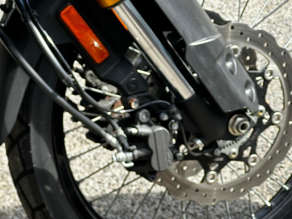 Suzuki Rq2 M3 Black #15