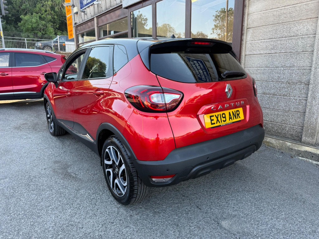 Renault Captur 1.3 Tce Energy Iconic Edc Euro 6 Ss EX19ANR Red #4