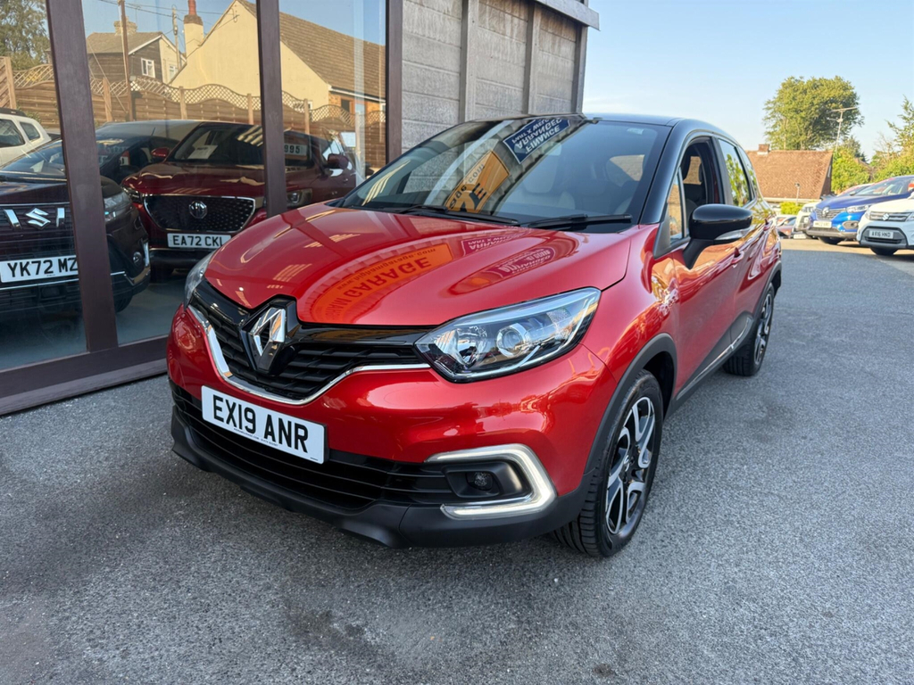 Renault Captur 1.3 Tce Energy Iconic Edc Euro 6 Ss Red