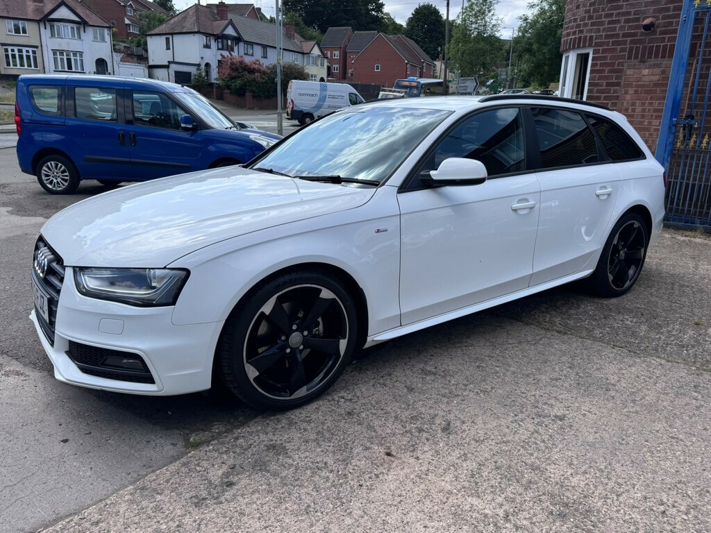 Audi A4 Avant 2.0 Tdi Black Edition ST12FJZ White #3