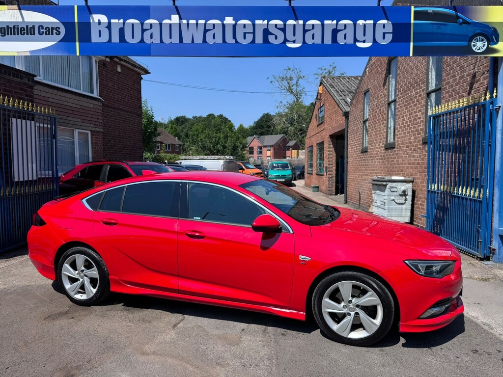 Vauxhall Insignia 2.0 Turbo D Blueinjection Sri VX Line Nav Red