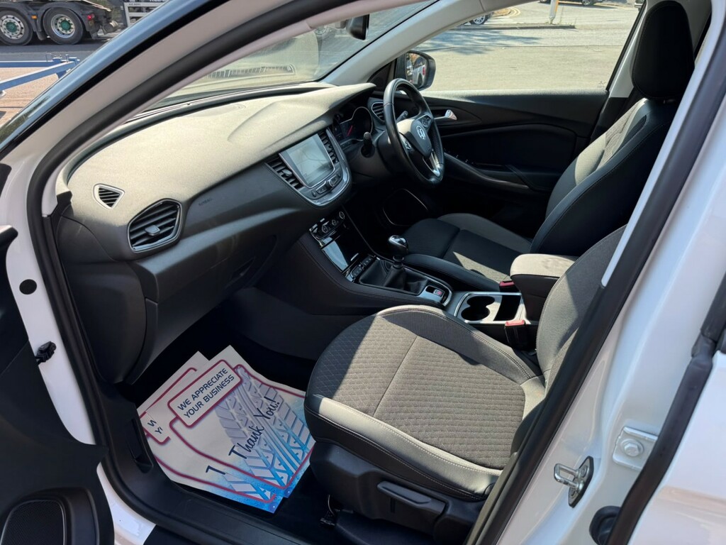 Vauxhall Grandland X 1.2 Grandland X Grey #17