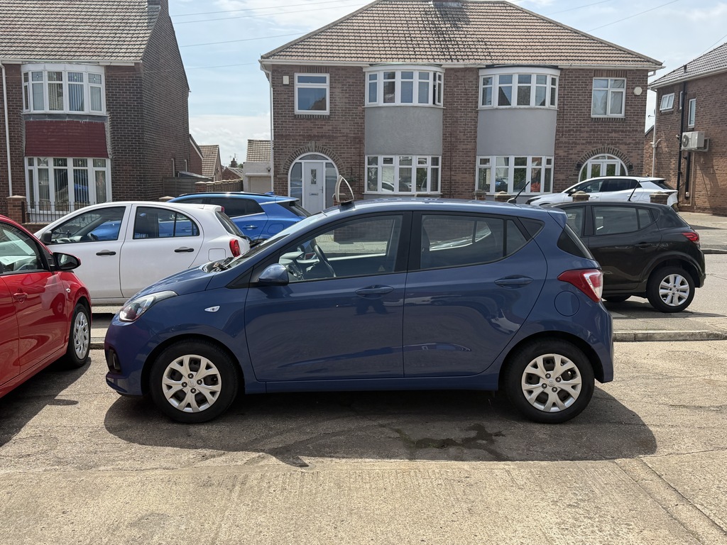 Hyundai I10 Petrol Blue #3