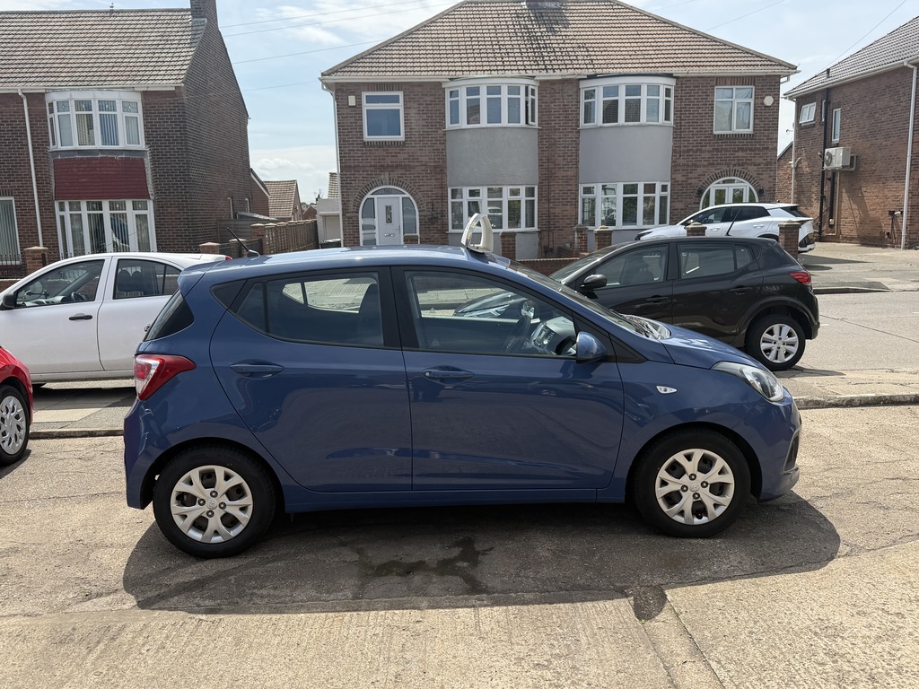 Hyundai I10 Petrol Blue #4
