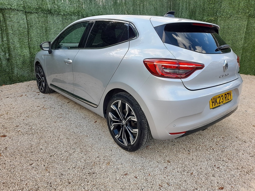 Renault Clio E-tech Techno HK23RZY Silver #5