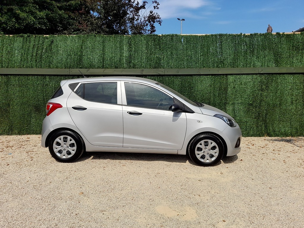 Hyundai I10 S Air RF16ZKC Silver #2