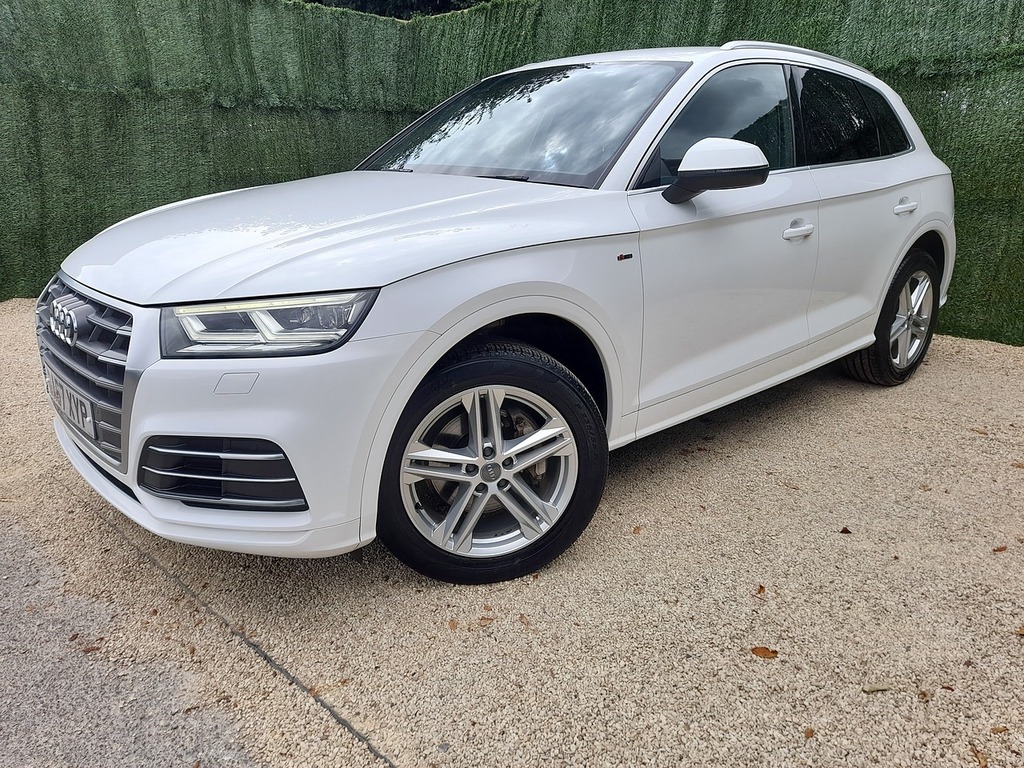 Audi Q5 Tfsi S Line DA67XYP White #4
