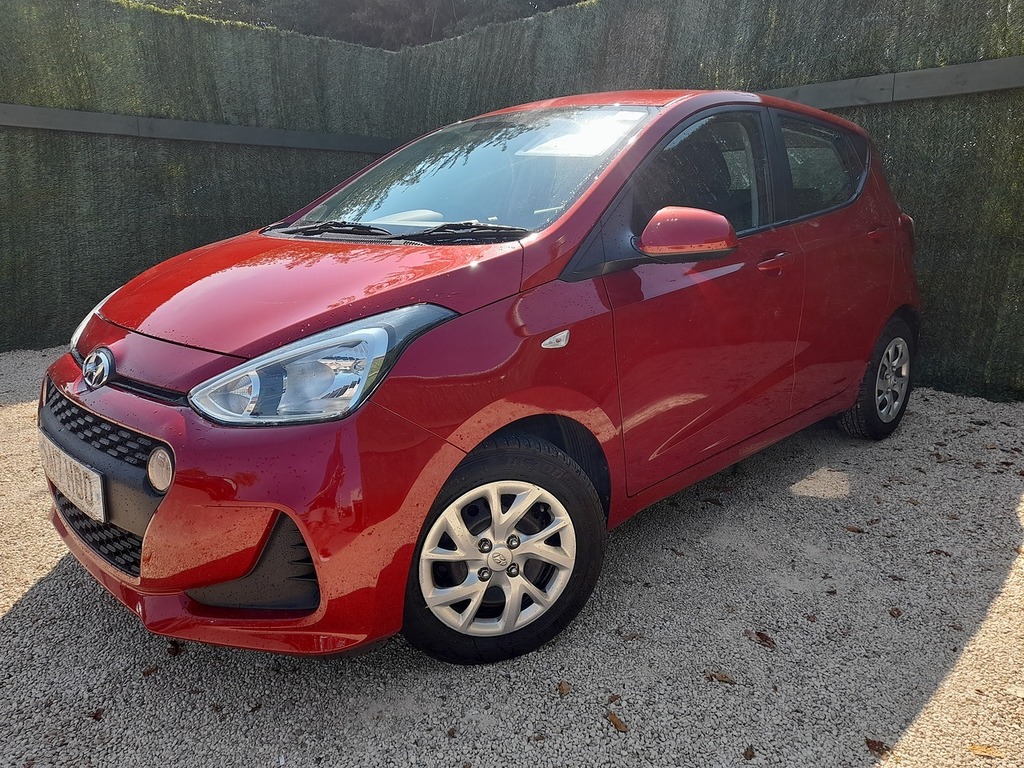 Hyundai I10 Se SA17HBD Red #4