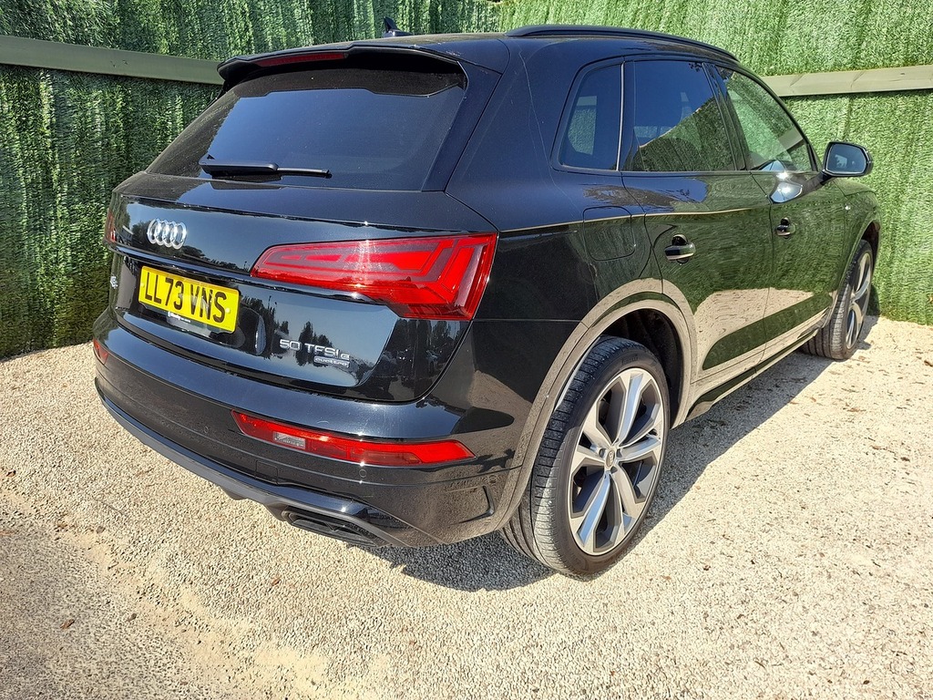 Audi Q5 Tfsie Edition 1 LL73VNS Black #5