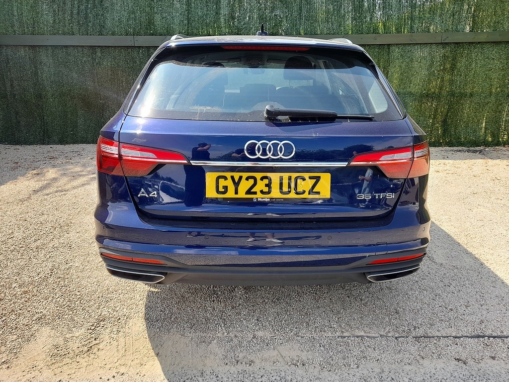 Audi A4 Avant Tfsi Technik GY23UCZ Blue #6