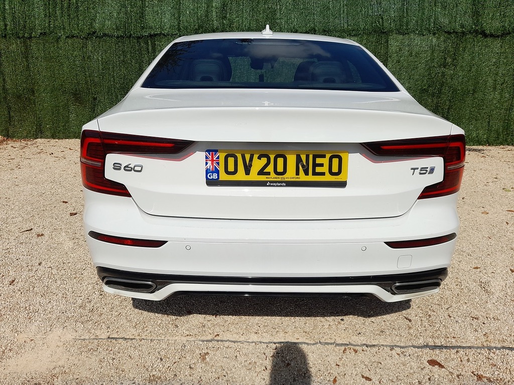 Volvo S60 T5 R-design Plus White #6