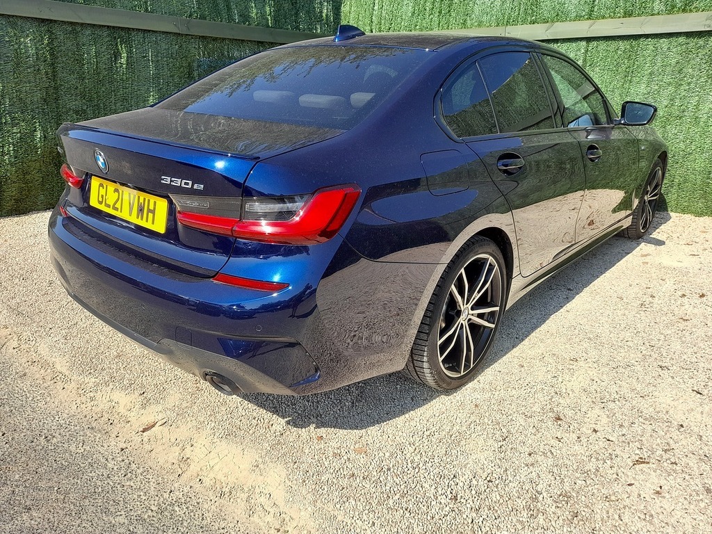 BMW 3 Series 330E M Sport Pro Edition GL21VWH Blue #5