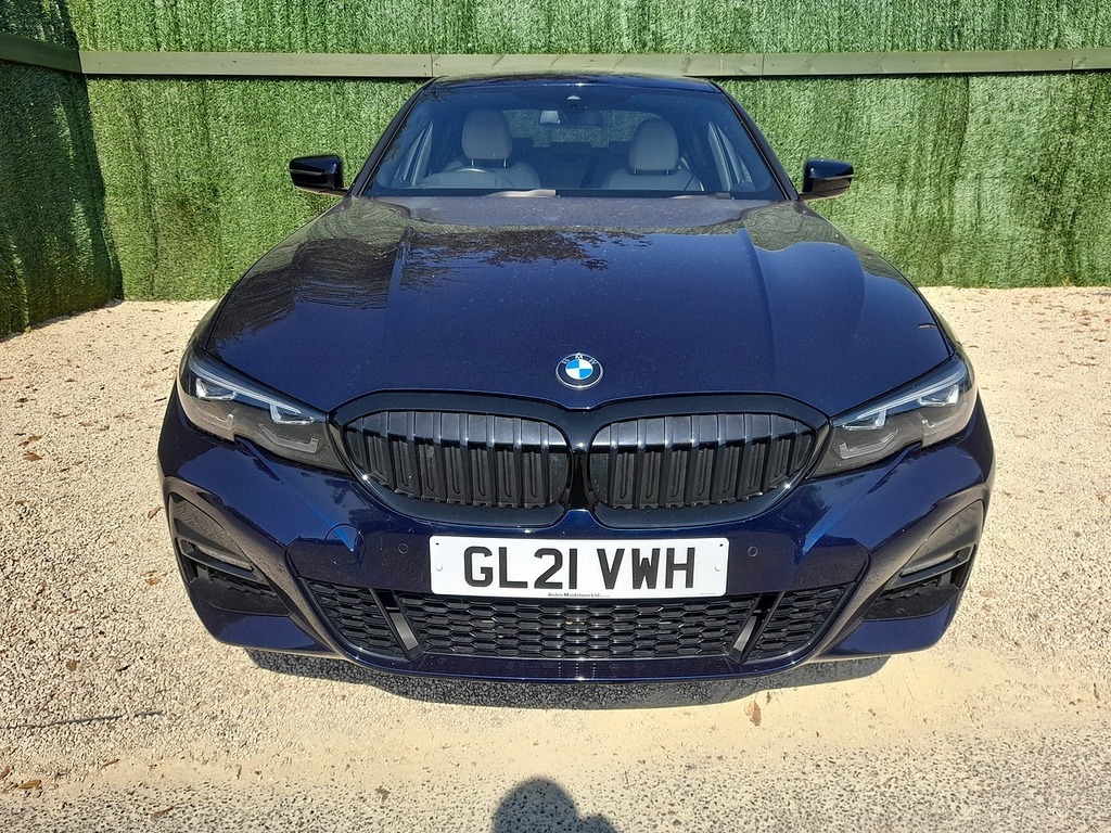 BMW 3 Series 330E M Sport Pro Edition GL21VWH Blue #3