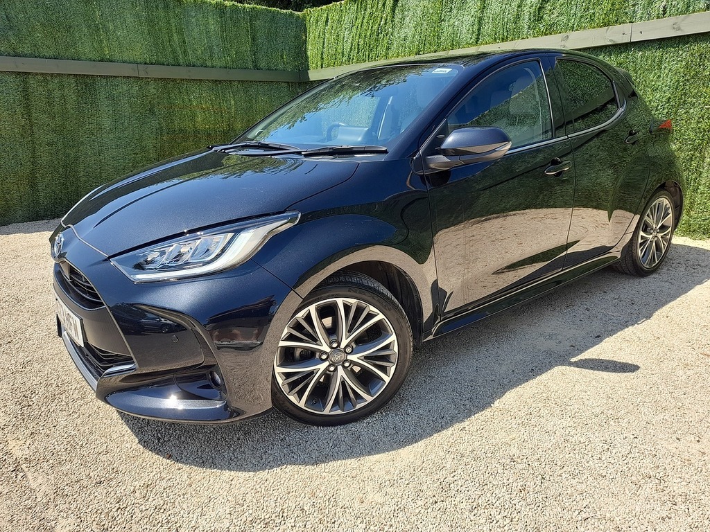 Toyota Yaris Vvt-h Excel OE73HFW Black #3