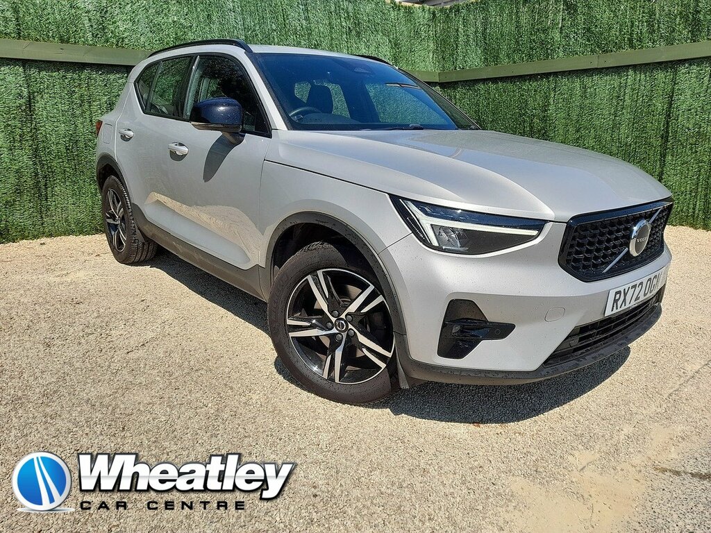 Volvo XC40 B3 Mhev Plus RX72OGM Silver