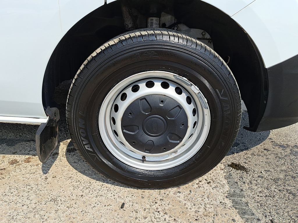 Ford Transit Custom 300 Ecoblue Leader LJ23GRS White #6