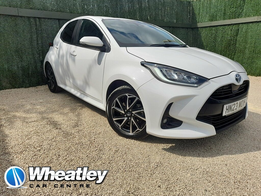 Toyota Yaris Vvt-h Design White