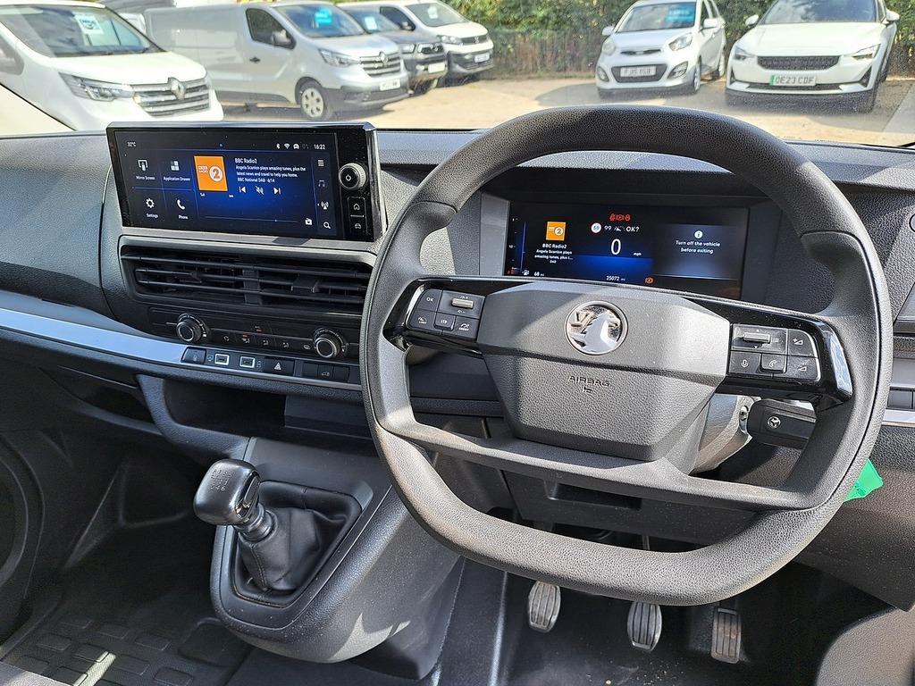 Vauxhall Vivaro L2h1 Van 2.0D 145 Pro Silver #32