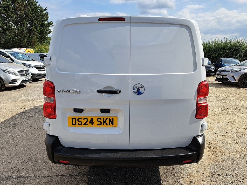 Vauxhall Vivaro L2h1 Van 2.0D 145 Pro Silver #16