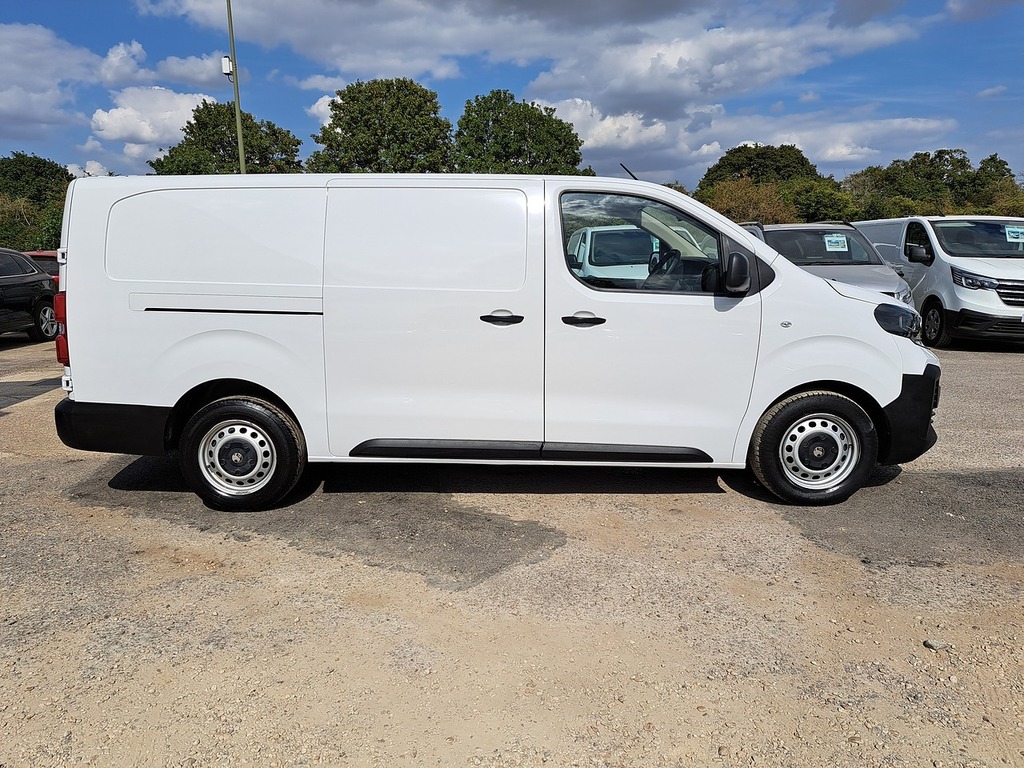 Vauxhall Vivaro Turbo D Prime White #3