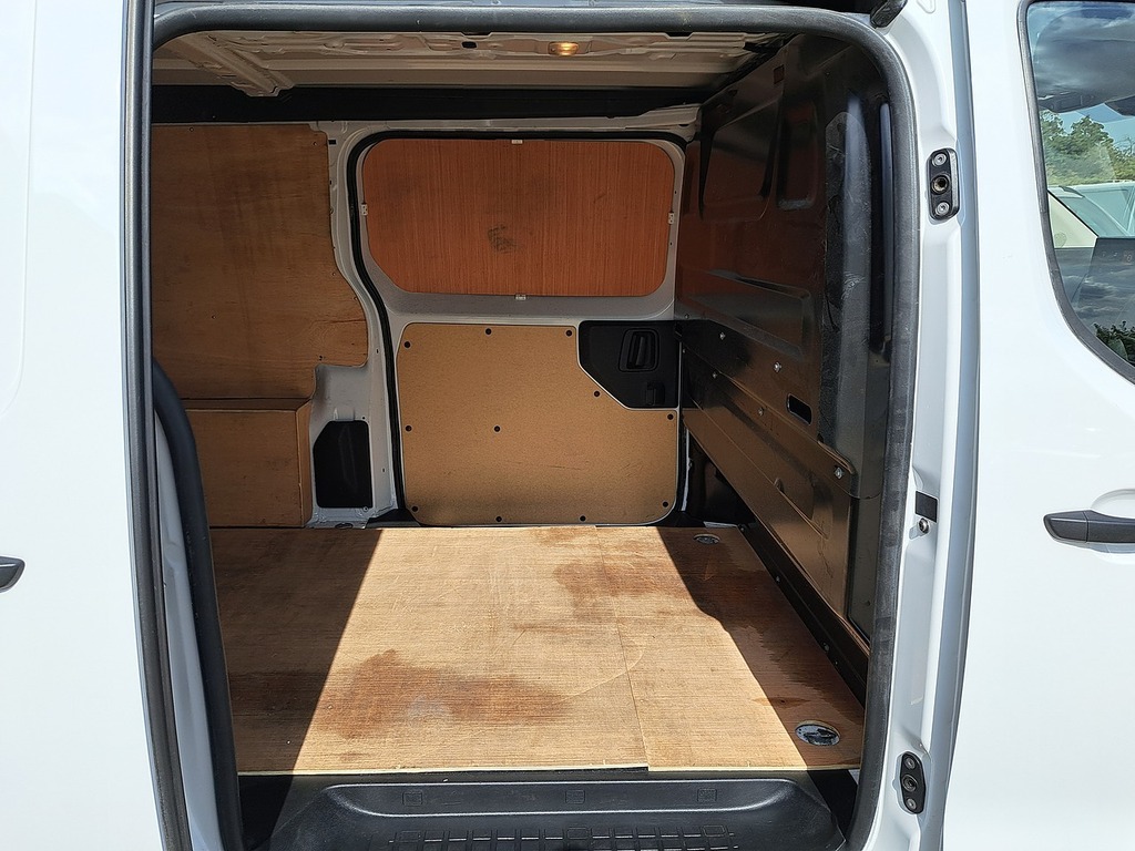 Vauxhall Vivaro L2h1 Van 2.0D 145 Pro Silver #14