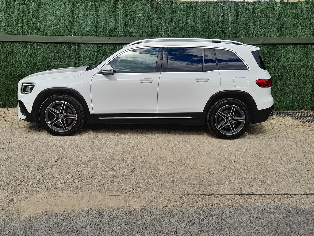 Mercedes-Benz GLB Class Glb220d Amg Line White #5