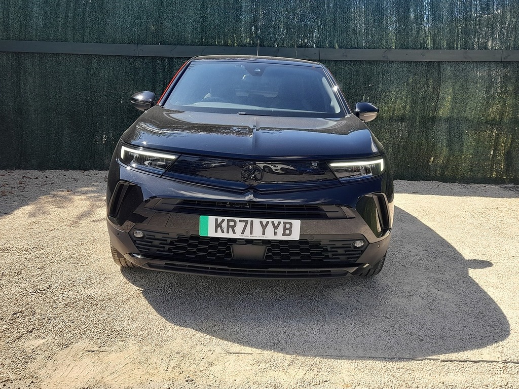 Vauxhall Mokka-e Sri Premium Black #3