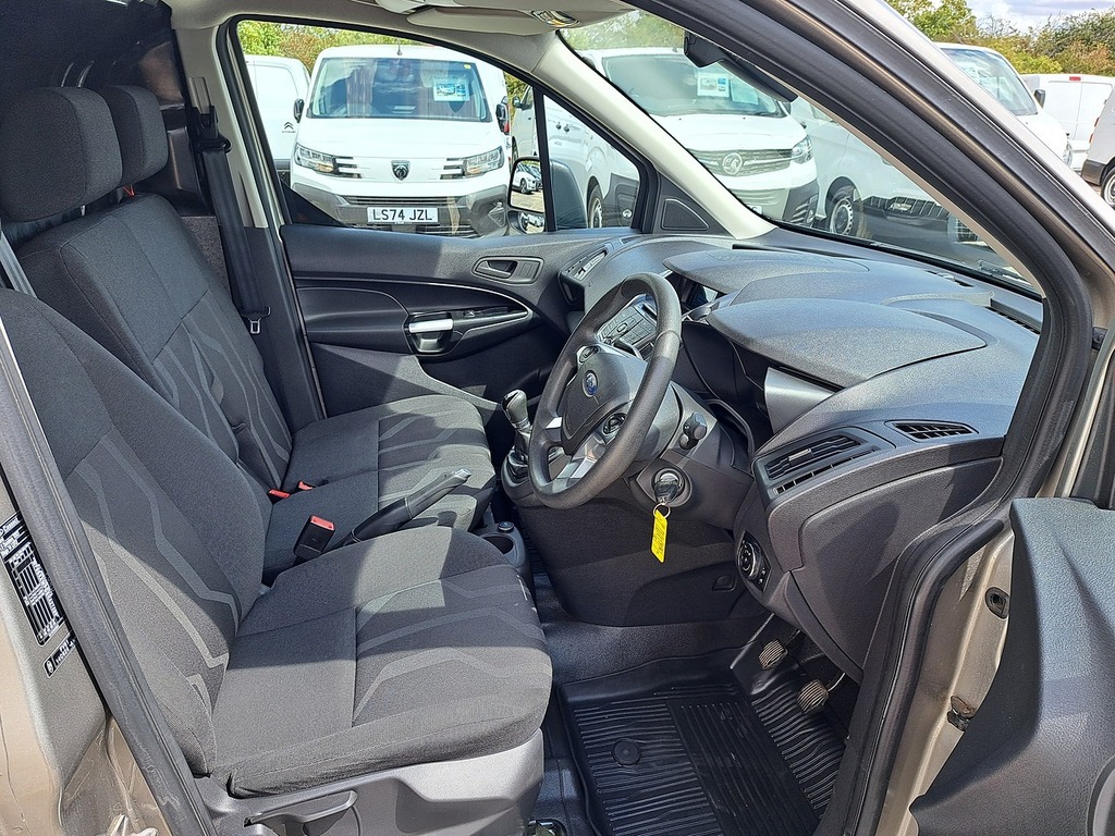 Ford Transit Connect 1.5 Tdci 220 Combi Van 6Dr L1 H1 12 #8