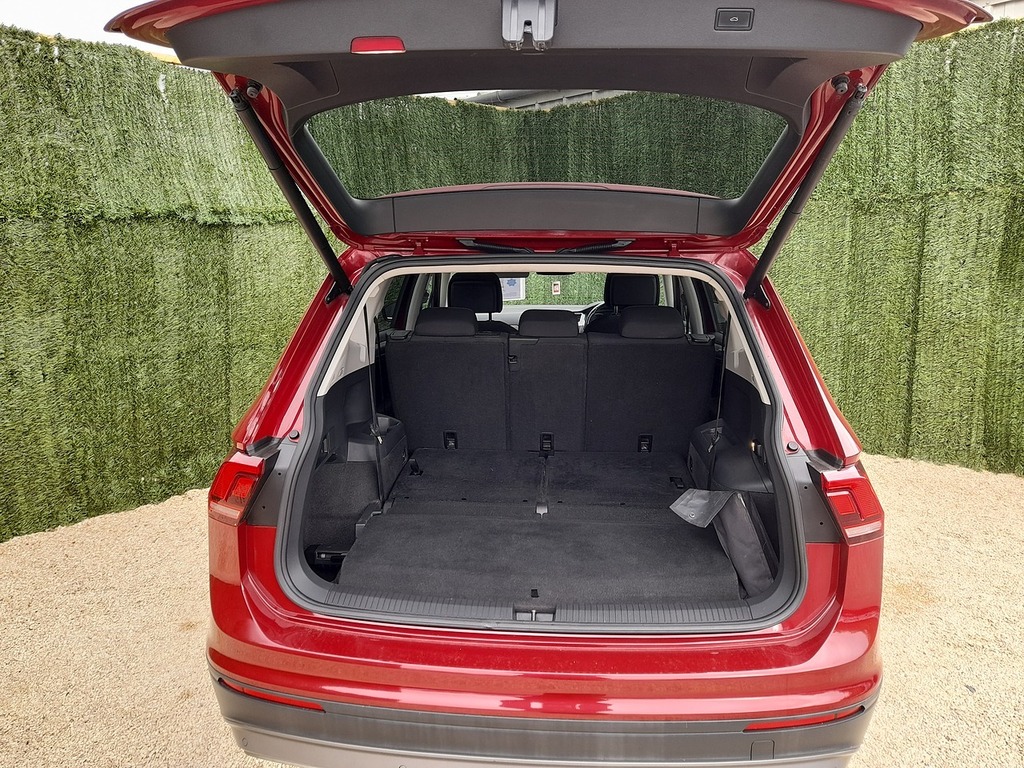 Volkswagen Tiguan Allspace Match White #9
