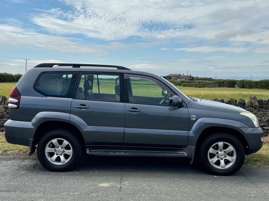 Toyota Land Cruiser 3.0 D-4d Lc5 MH05ETD Silver #2