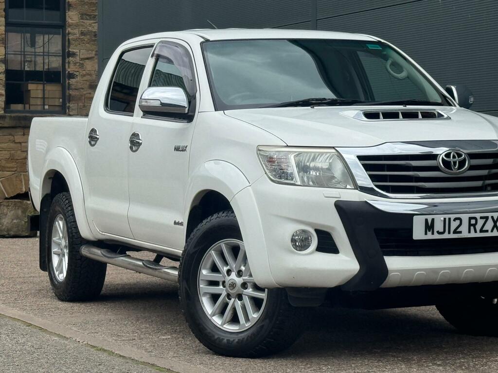 Toyota HILUX 3.0 D-4d Invincible Pickup Double Cab M Black #10