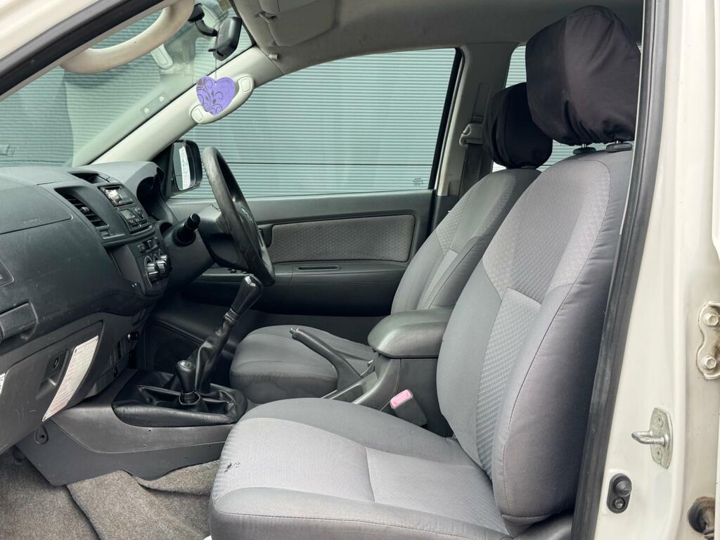 Toyota HILUX 3.0 Invincible 4X4 Blue #28