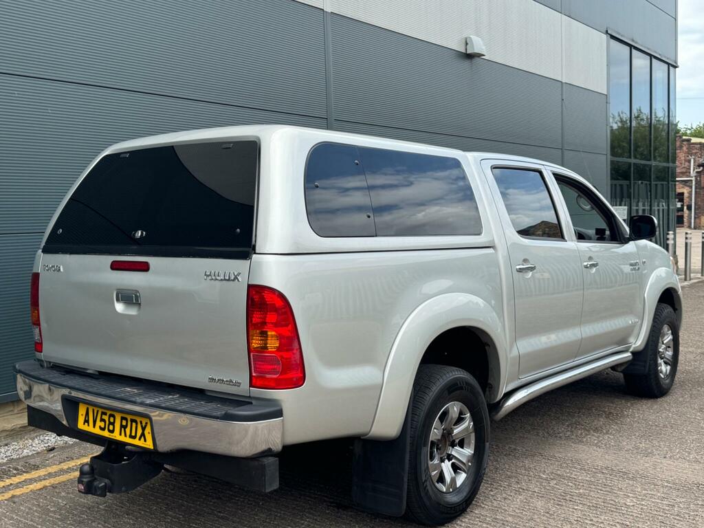 Toyota HILUX 4X4 D-4d Dc Silver #9