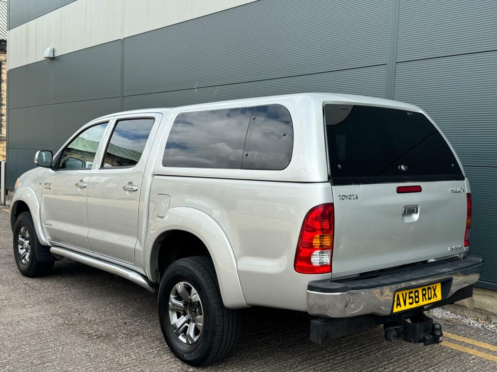 Toyota HILUX 4X4 D-4d Dc Silver #20