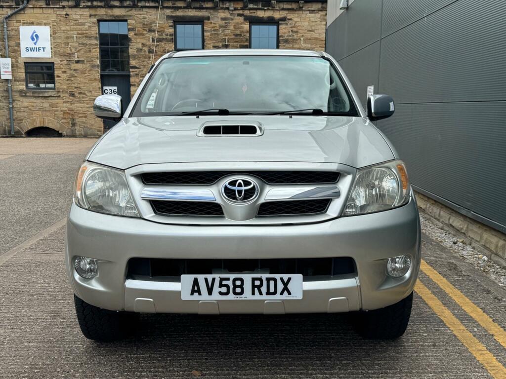 Toyota HILUX 4X4 D-4d Dc Silver #7