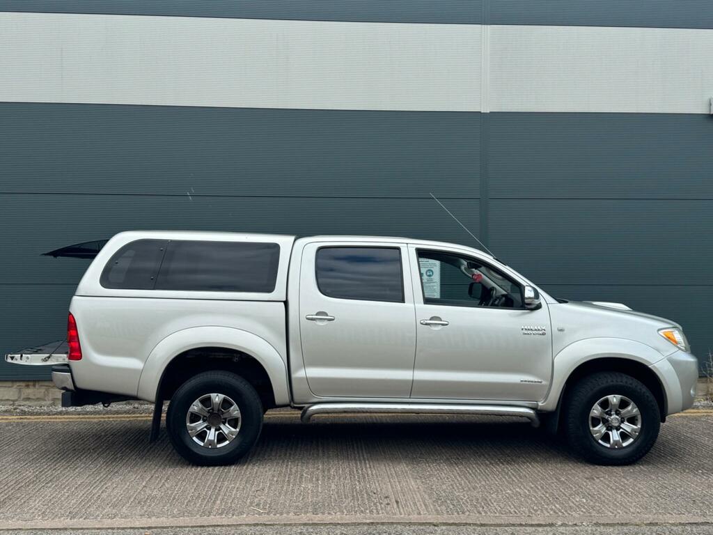 Toyota HILUX 4X4 D-4d Dc Silver #13