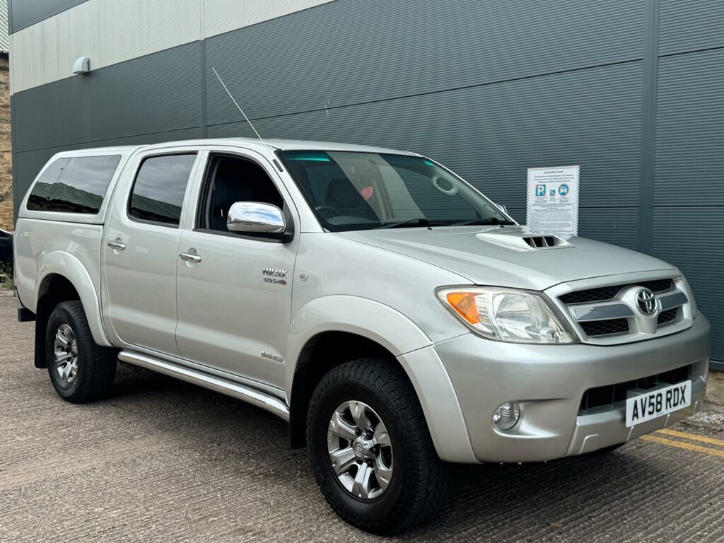 Toyota HILUX Invincible Silver #5