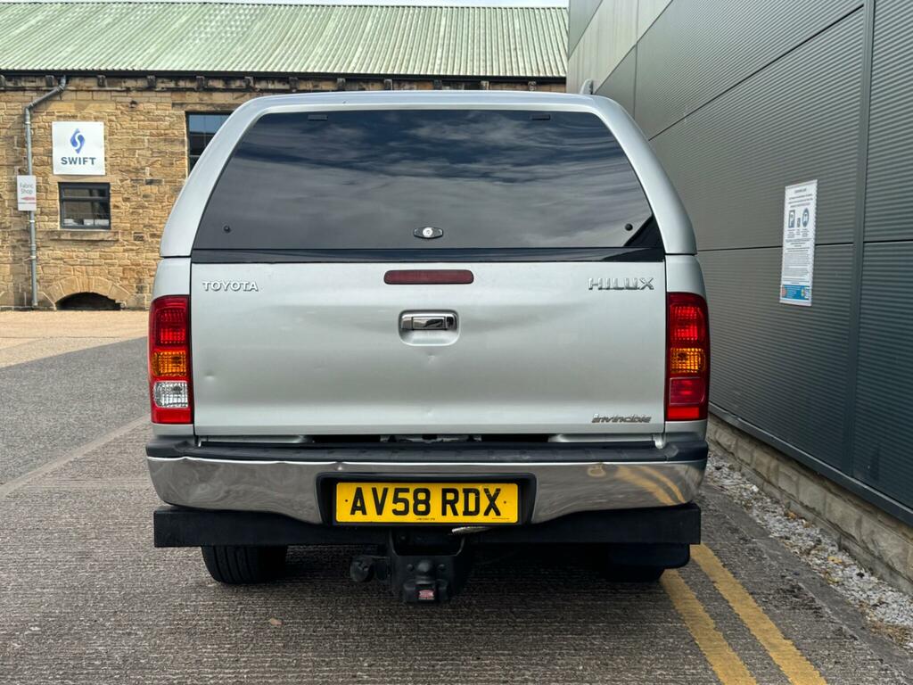 Toyota HILUX 4X4 D-4d Dc Silver #17