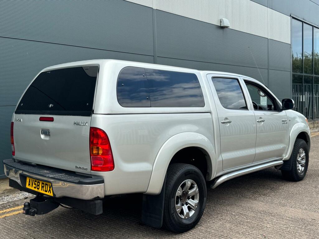 Toyota HILUX 4X4 D-4d Dc Silver #8