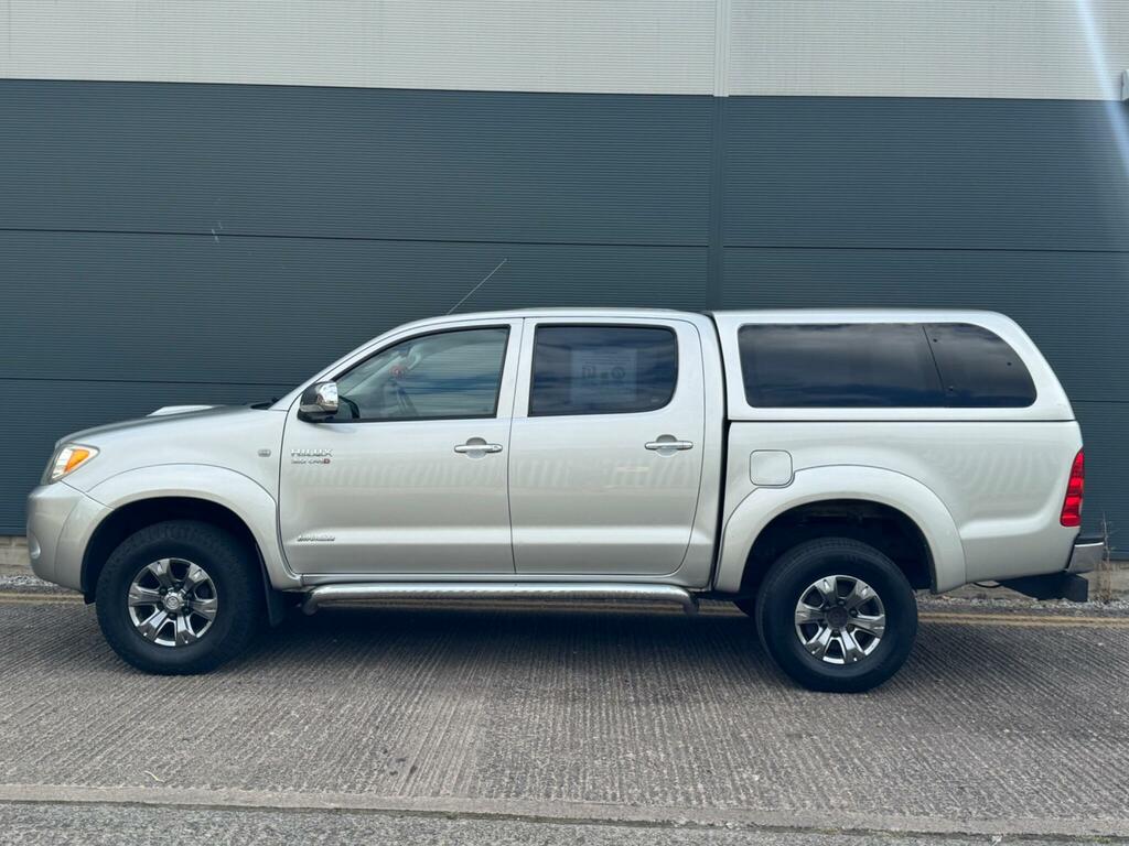 Toyota HILUX 4X4 D-4d Dc Silver #21