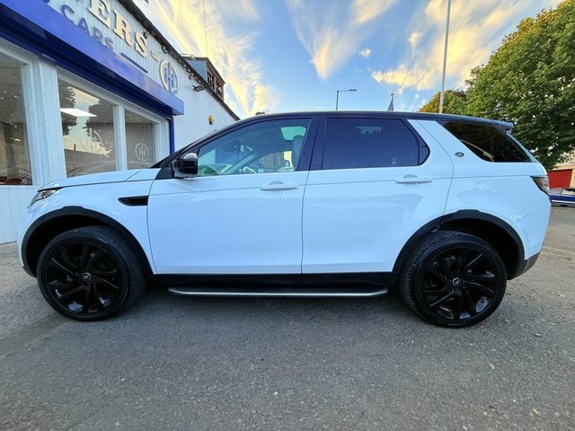 Land Rover Discovery Sport 2016 2.0 Td4 Hse Black Panoramic Roof Heated Seats Black #4