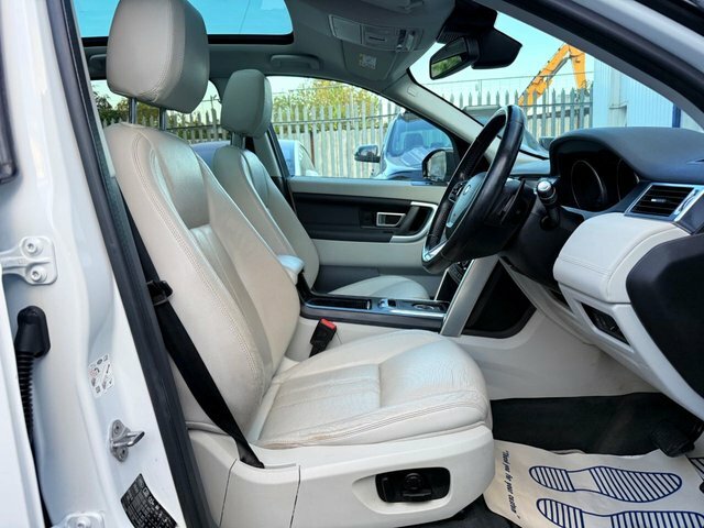 Land Rover Discovery Sport 2016 2.0 Td4 Hse Black Panoramic Roof Heated Seats Black #6