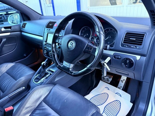 Volkswagen Golf Hatchback Black #18