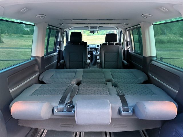 Volkswagen Caravelle Mpv Silver #9