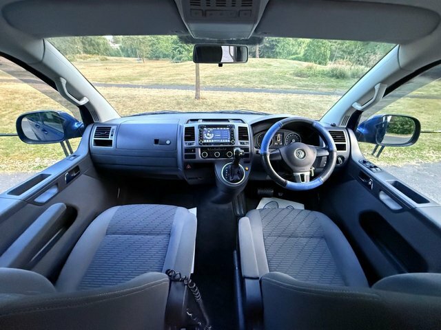 Volkswagen Caravelle 2012 2.0 Tdi Sportline Style Bodykits Air Suspensi Blue #5