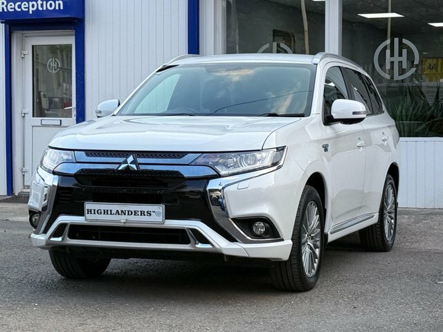 Mitsubishi Outlander Hybrid #15