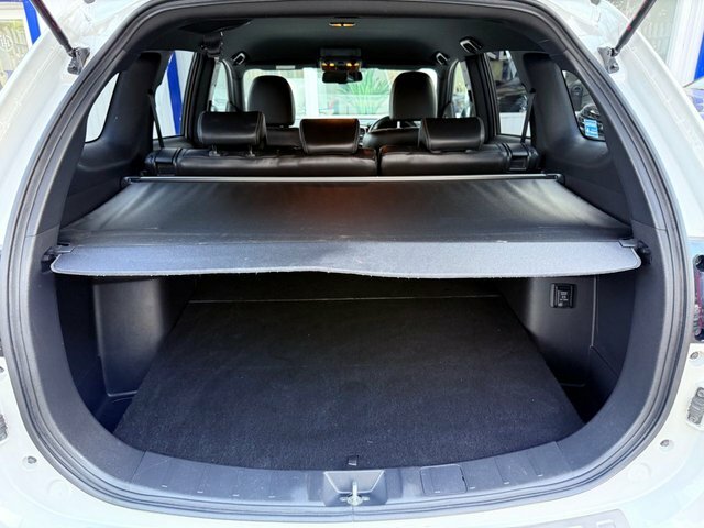 Mitsubishi Outlander Hybrid #36