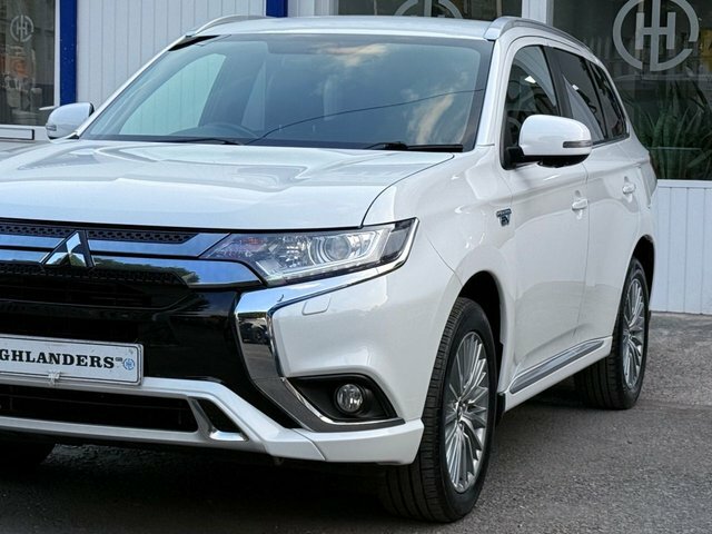 Mitsubishi Outlander Hybrid #26